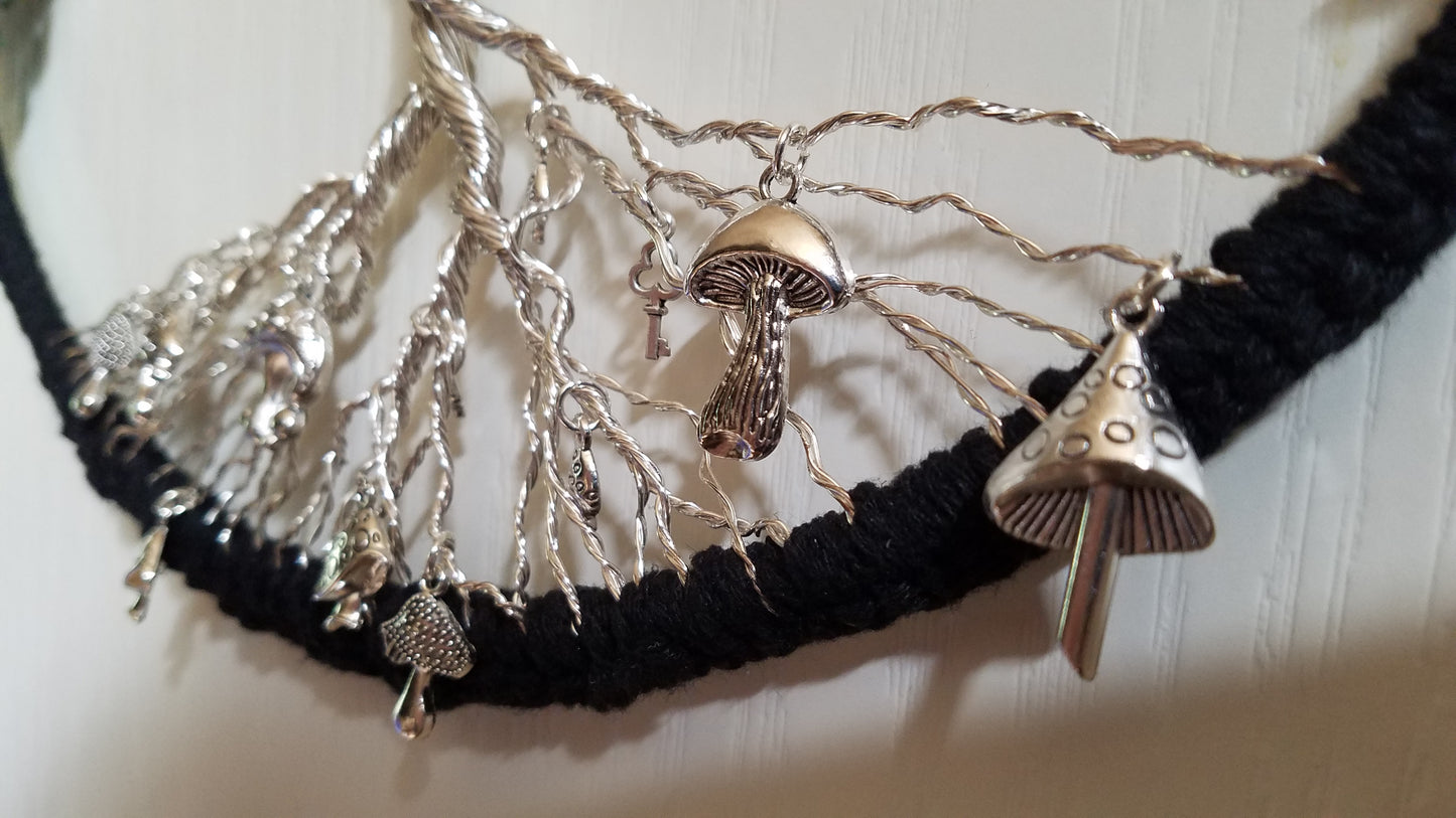 Moss Agate Tree Dream Catcher with Firefly Mushroom Owl Charms 12" Green