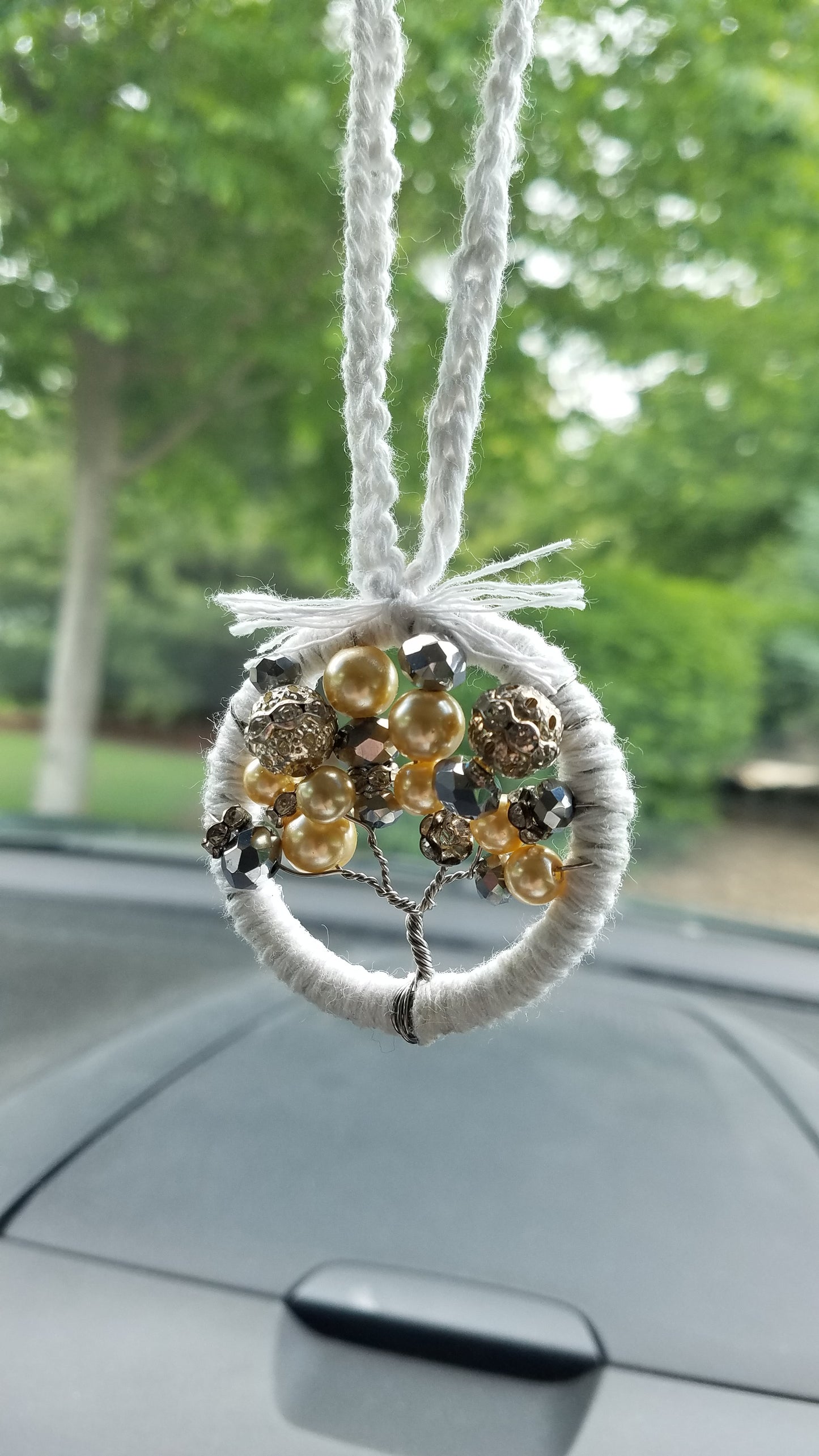 Gold Pearl Car Mirror Ornament